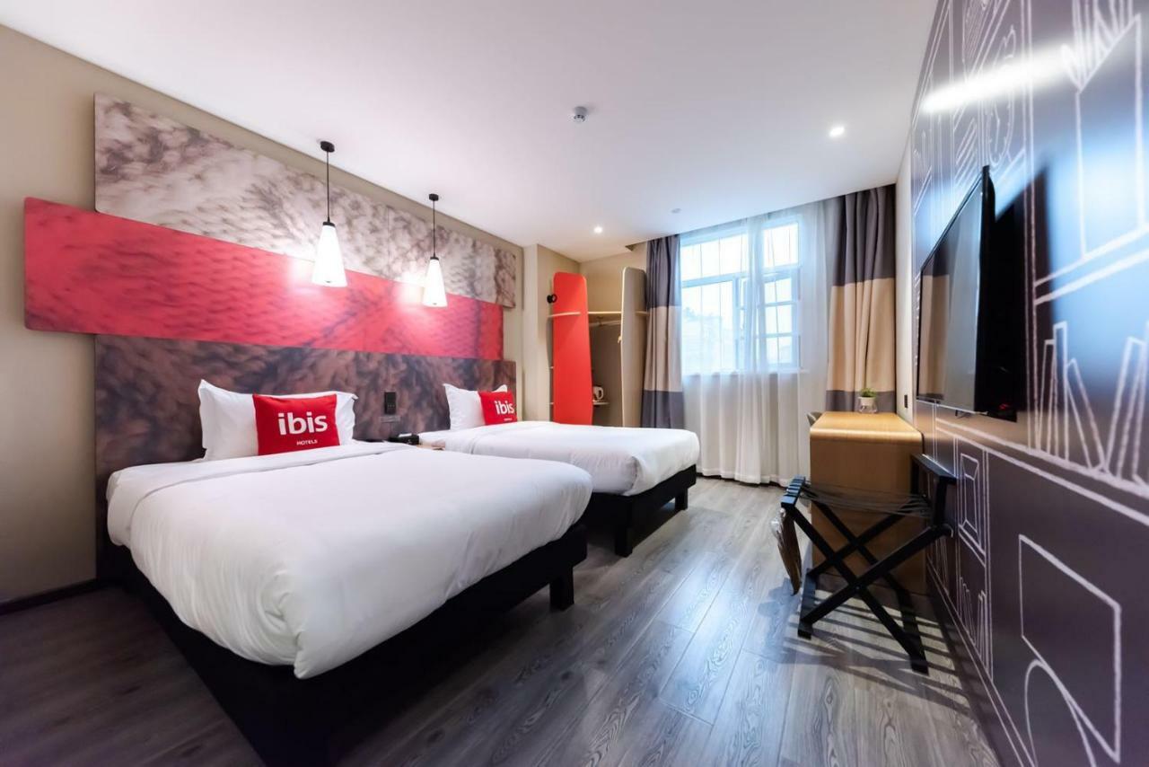Отель Ibis Wuxi Yixing South Renmin Rd Экстерьер фото