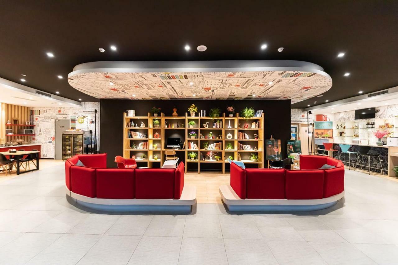 Отель Ibis Wuxi Yixing South Renmin Rd Экстерьер фото